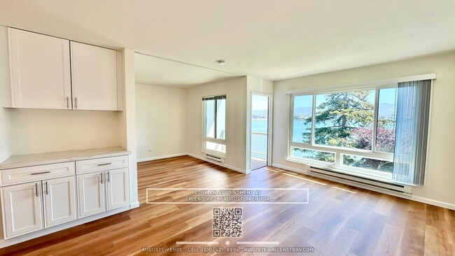 Building Photo - Entirely Remodeled Top-Floor Water-View Mo...