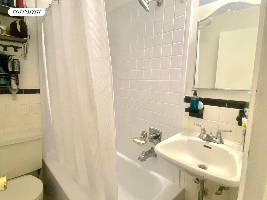 100 Remsen St Unit 6E, Brooklyn, NY 11201 Room for Rent in Brooklyn, NY