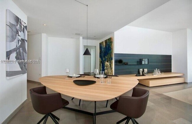 Foto del edificio - 88 SW 7th St