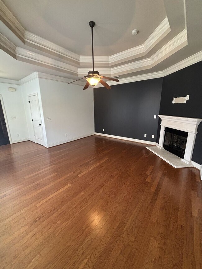 Foto del edificio - 3 Bed 2 Bath Home In Westover With A 2 Car Garage