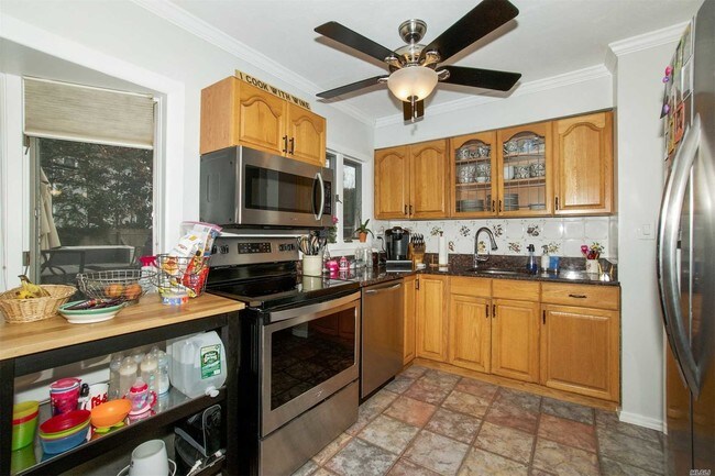 Foto del edificio - 1725 Lehigh Rd