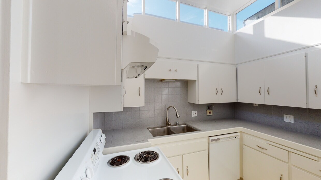 Foto principal - 850 S Orange Grove Blvd
