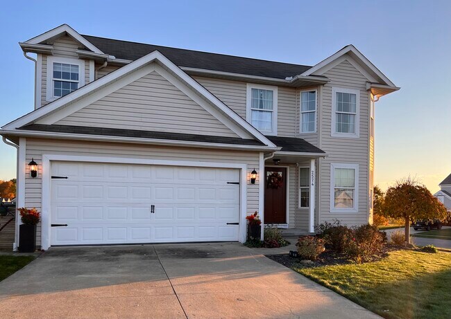 Building Photo - 2574 Enclave St NW