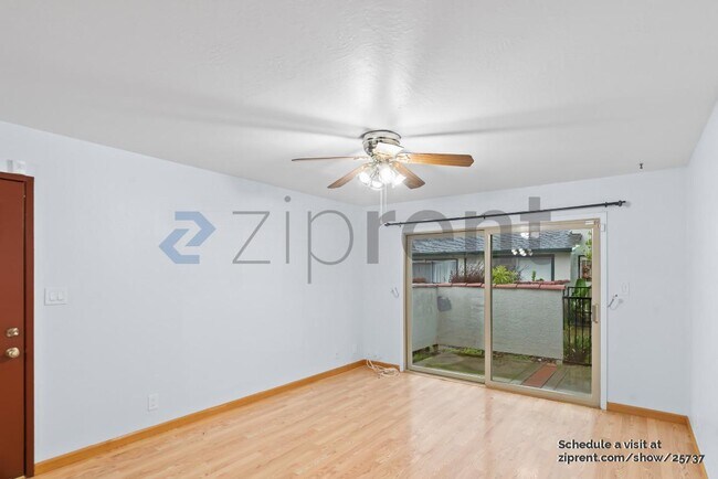 Building Photo - 4452 Viejo Way