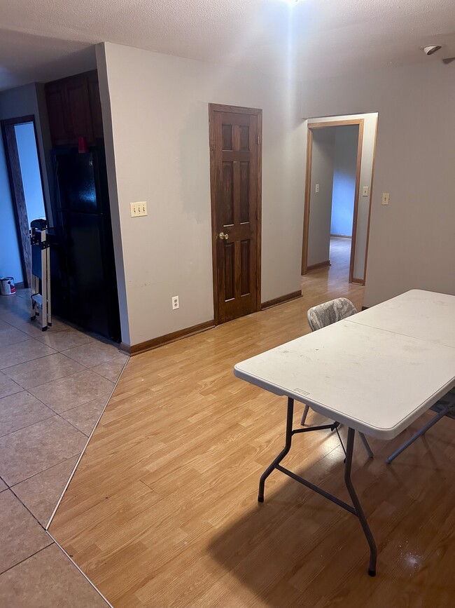 Living room - 4314 67th St