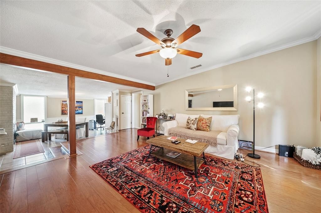 Foto principal - 5238 Memorial Dr