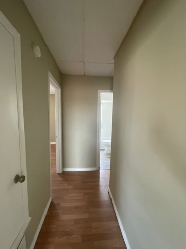 Building Photo - North Bay / central Portland area-Affordable rental-$99 move-in special