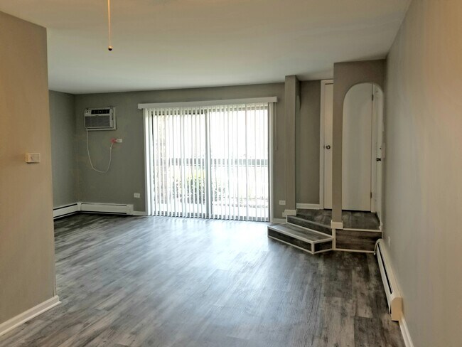 Foto del edificio - 15826 Orlan Brook Dr