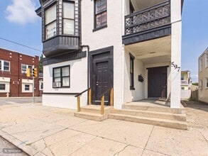 Building Photo - 597 W Philadelphia St