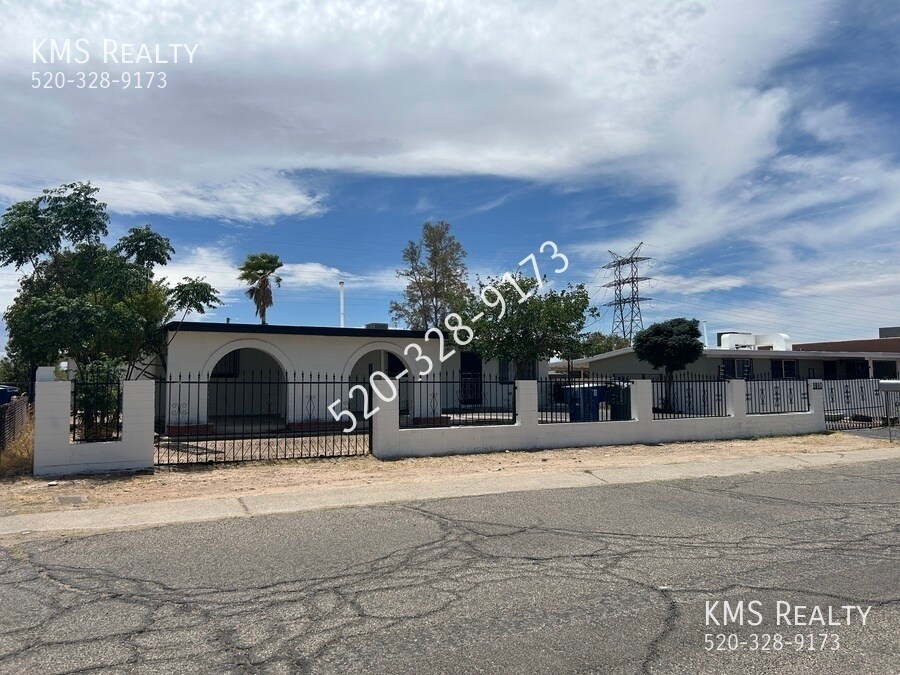 Foto principal - 1810 E Virginia St