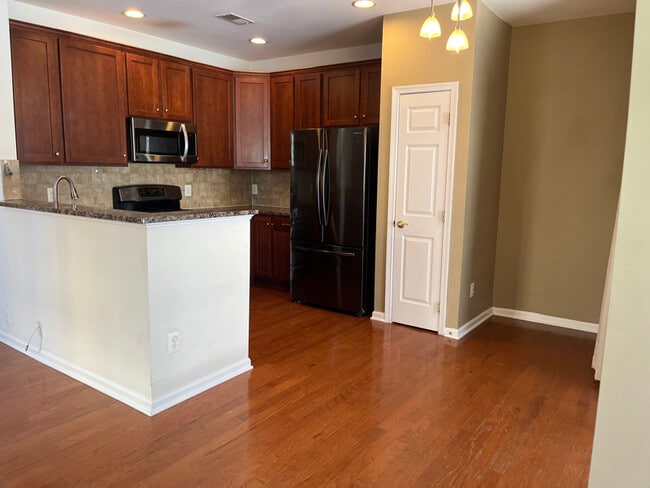 Foto del edificio - 43935 Hickory Corner Terrace