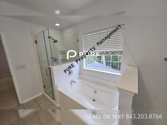 Building Photo - 9469 Ayscough Rd