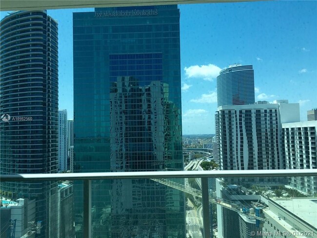 Foto del edificio - 300 Biscayne Blvd Way