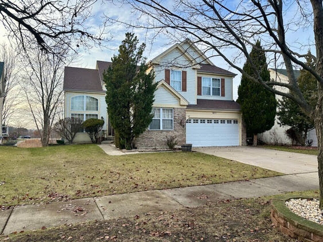 Foto principal - Incredibly beautiful 4 Bedroom 2.5 Bath Home
