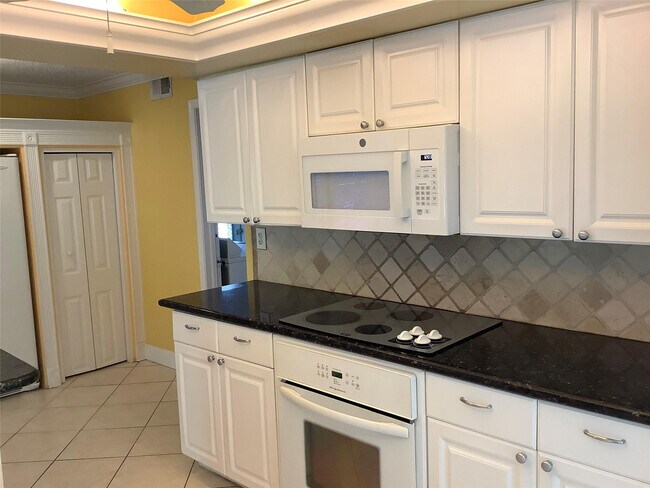 Foto del edificio - 4481 NW 1st Terrace