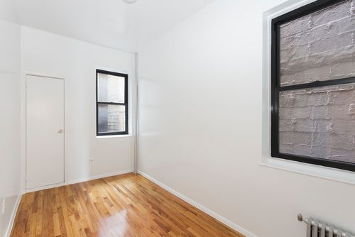 Foto del edificio - 226 Elizabeth St