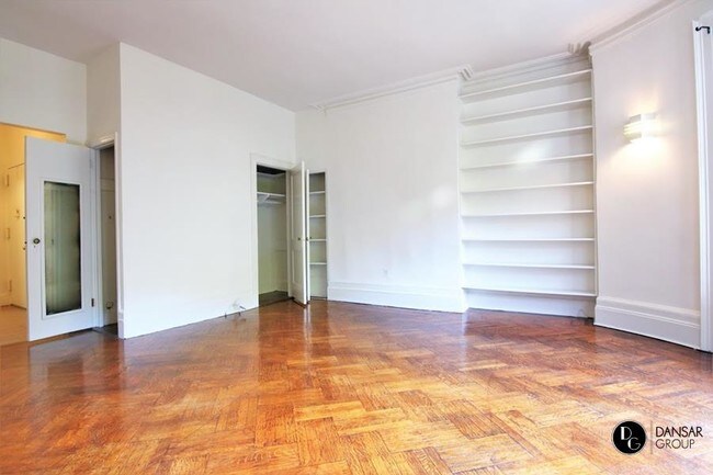 Foto del edificio - 84 Riverside Drive