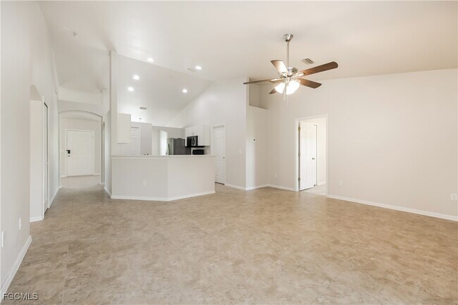 Foto del edificio - 4683 Oakley Rd