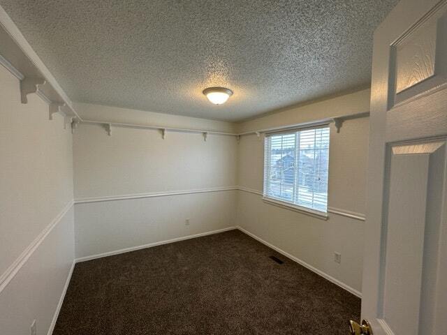 Foto del edificio - 23736 Broadmoor Dr