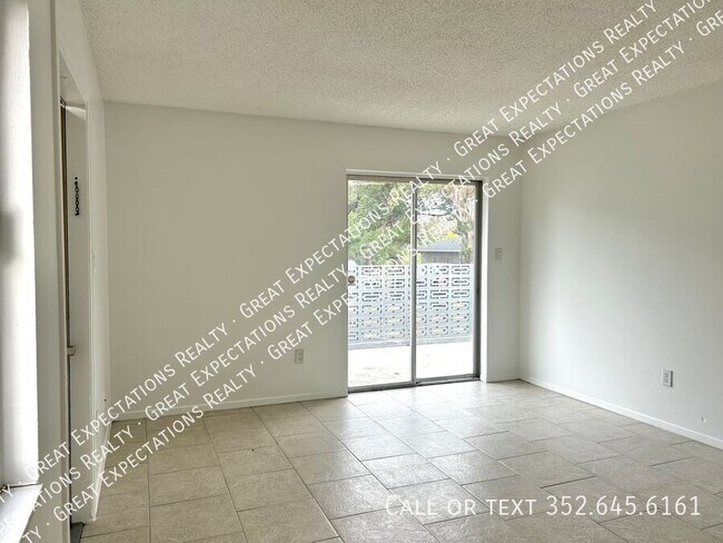 Foto del edificio - 5844 SE Drew Rd