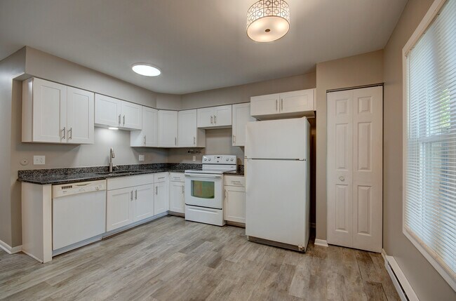 Foto del edificio - 24023 W Oak St
