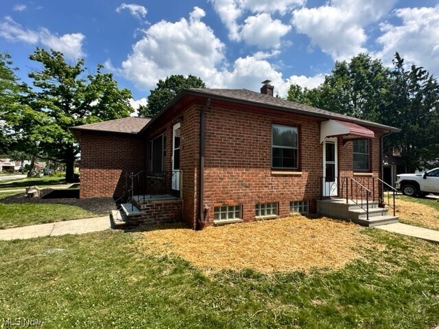 Building Photo - 3746 Eastway Rd