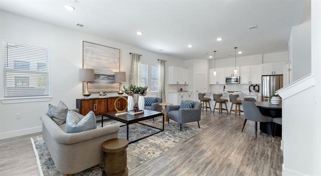 Primary Photo - 3800 W Lamberth Rd