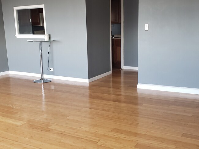 Foto del edificio - 3950 N Lake Shore Dr