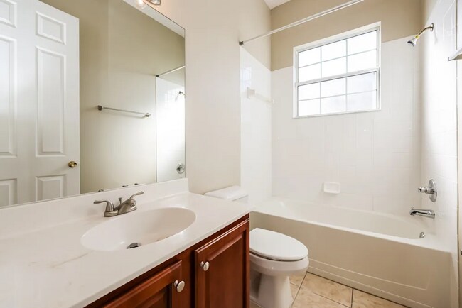 Foto del edificio - 7225 Bucks Ford Dr