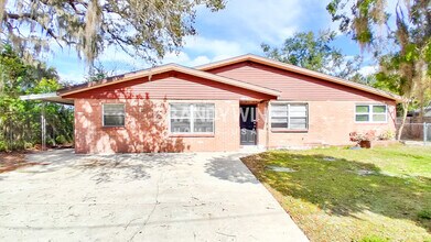 Building Photo - 7307 Cypress Dr