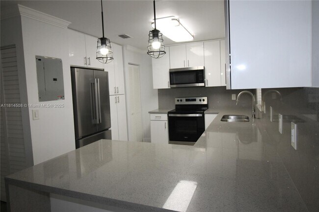 Foto del edificio - 15239 SW 134th Ct