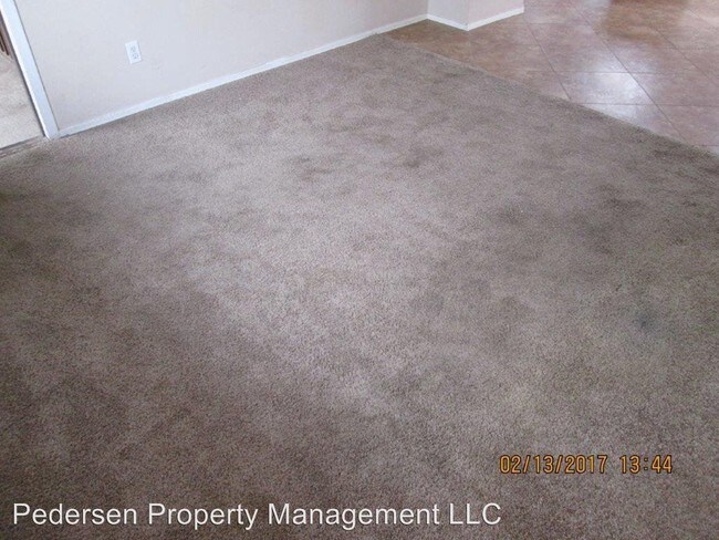 Foto del edificio - 2 br, 1 bath Apartment - 1581 E Southern Ave