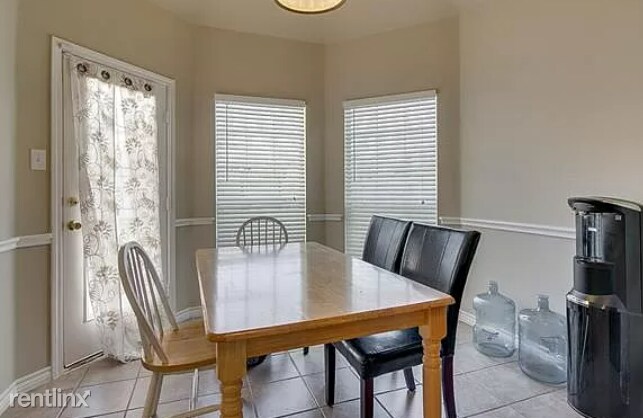 Building Photo - 5 br, 2.5 bath House - 308 Orchard Pl UNIT
