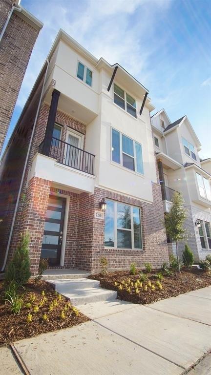 Building Photo - 2260 Palomino St