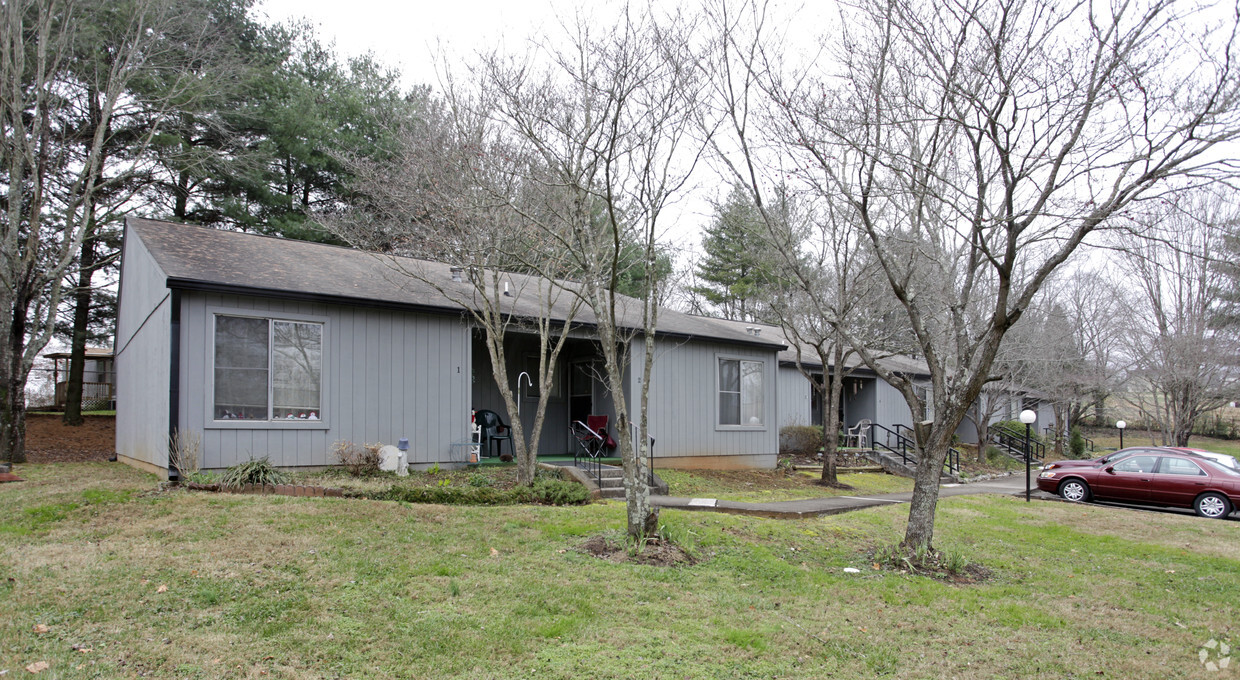 7620 Old Clinton Pike - Evergreen Villas - Evergreen Villas