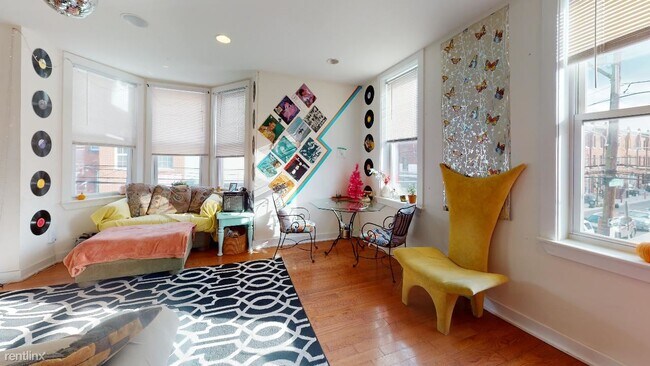 Foto del edificio - 1617 W Montgomery Ave