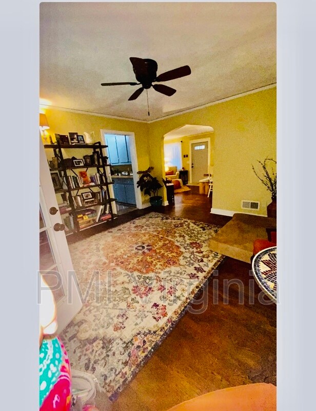 Building Photo - 6225 Sedgefield Dr