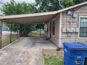 Building Photo - 203 Veterans Ave