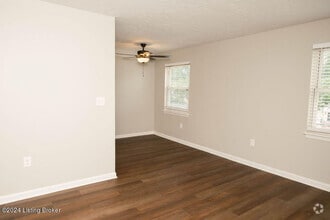 Building Photo - 4303 Landside Dr