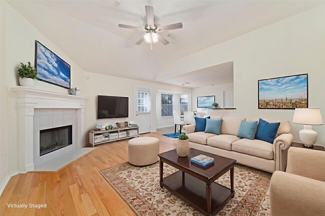 Building Photo - 17075 Great Glen Dr