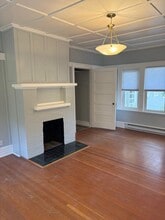 Building Photo - 1150 Summit Ave