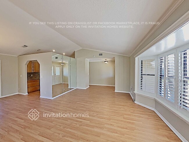 Foto del edificio - 1961 Primrose Ln