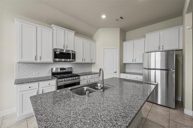 Building Photo - 6100 Brunswick Dr