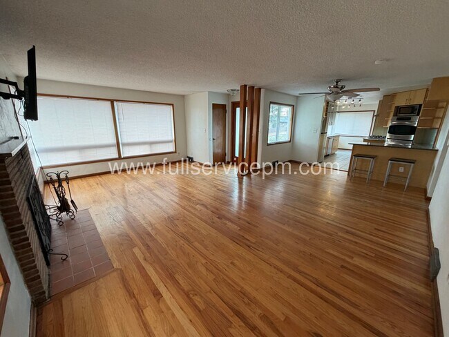 Foto del edificio - 4834 15th Ave S