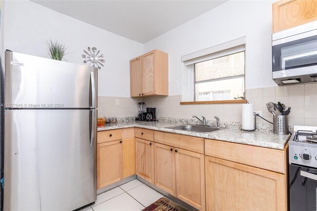 Foto del edificio - 1982 Marseille Dr