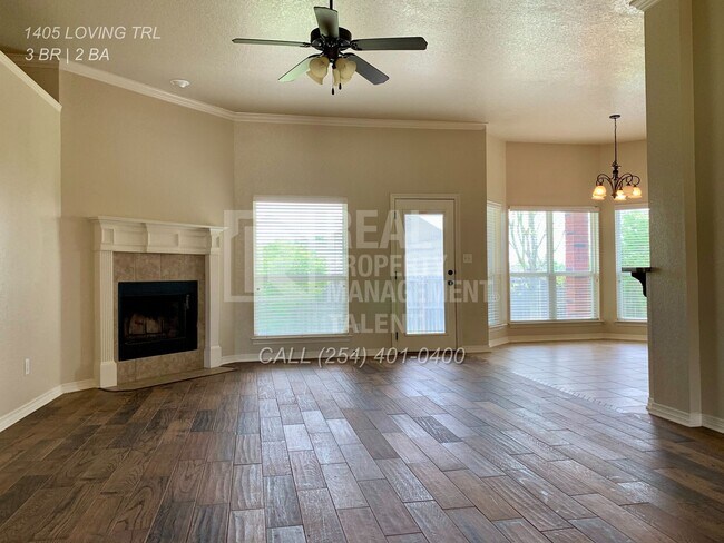 Building Photo - **COMING SOON** 3 Bedroom, 2 Bathroom Home...