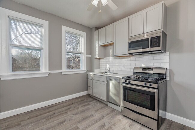 Building Photo - 4260 Castleman Ave