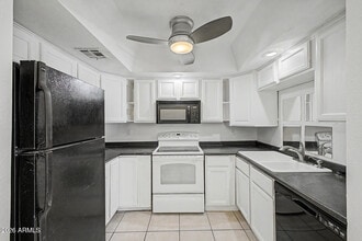 Building Photo - 1402 S Jentilly Ln