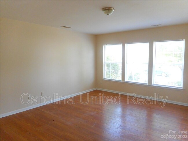 Building Photo - 7226 Kinsley Marie Ln