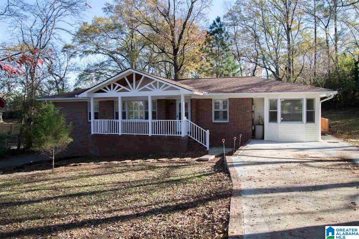 2001 3rd Pl S, Birmingham, AL 35205 House for Rent in Birmingham, AL